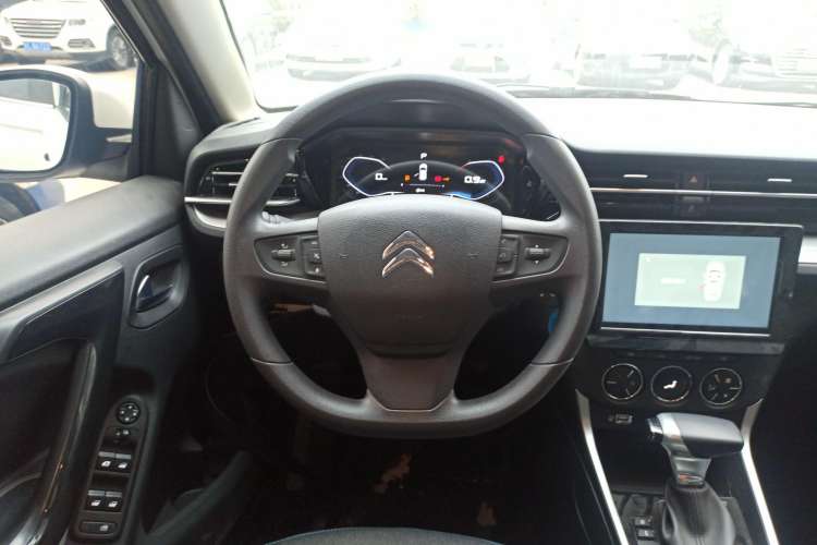 Used Citroen C3-XR 2021 190THP DCT ZhiShang Edition
