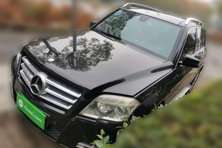 Used Mercedes-Benz GLK-Class 2011 GLK 300 4MATIC Luxury Model