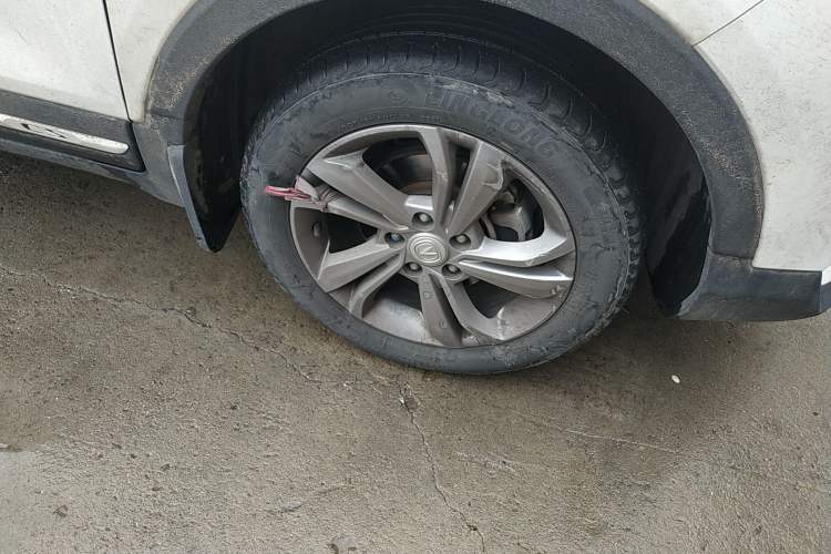 Used CHANGAN CS15 2019 1.5L Manual Entry-Level Version China VI Standard
