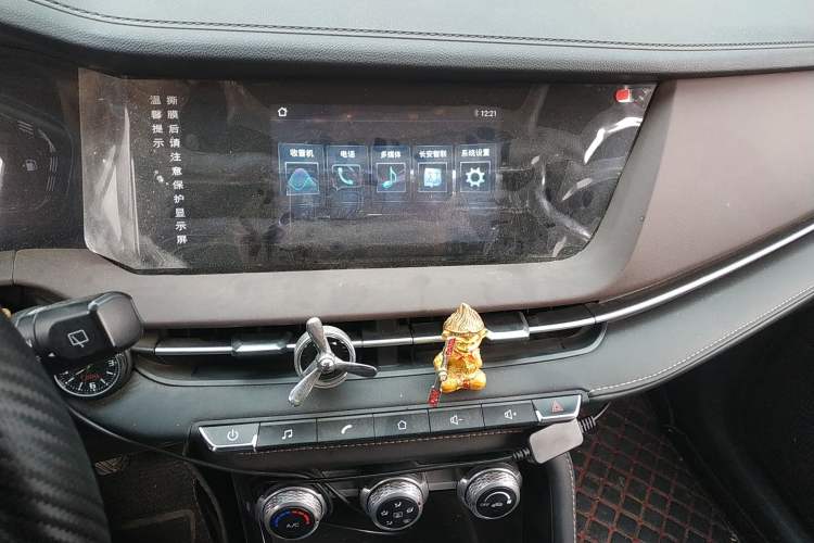 Used CHANGAN CS15 2019 1.5L Manual Entry-Level Version China VI Standard
