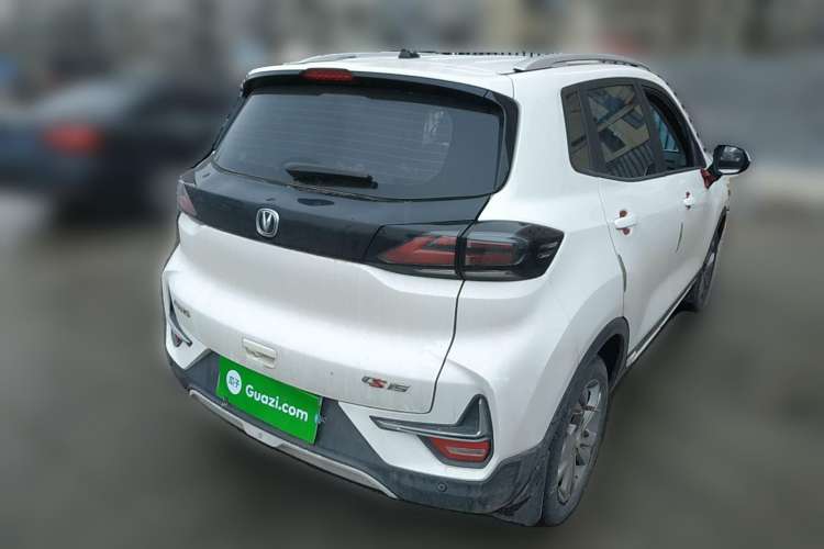 Used CHANGAN CS15 2019 1.5L Manual Entry-Level Version China VI Standard
