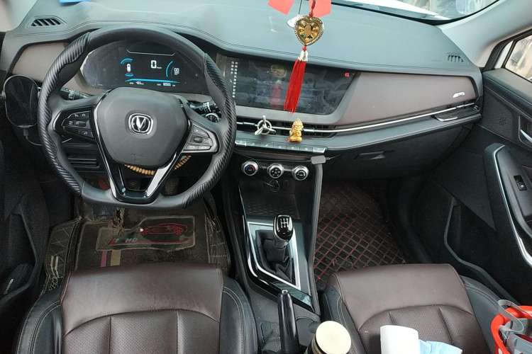 Used CHANGAN CS15 2019 1.5L Manual Entry-Level Version China VI Standard
