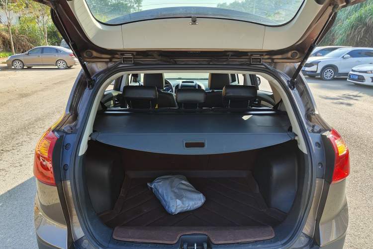 Used JAC Refine S3 2016 1.5L Manual Luxury Smart Version