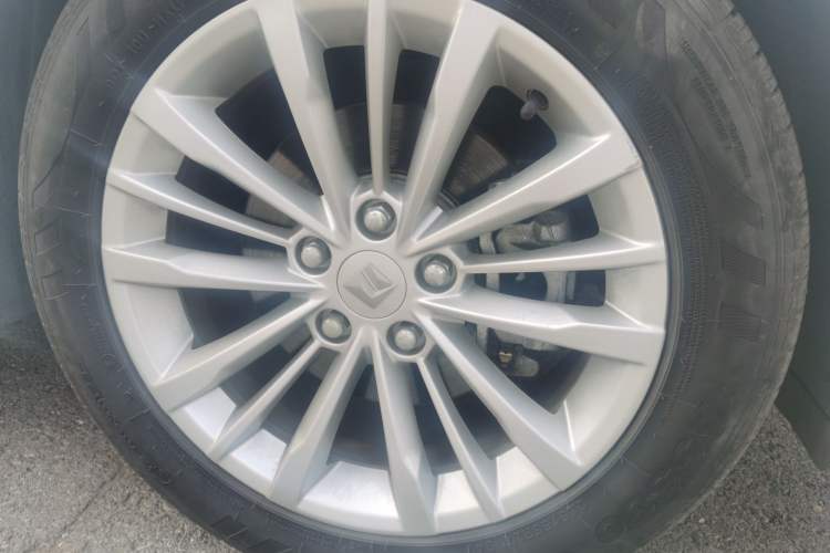 Used Baojun RC-5 2020 1.5T CVT Smart Shine Prestige Edition