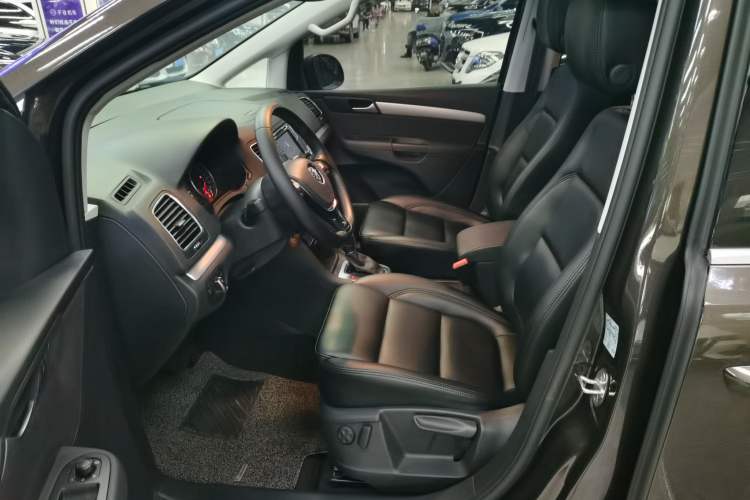 Used Volkswagen Sharan 2016 380TSI Comfort Edition 7-Seater