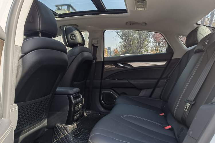 Used Geely Auto Emgrand GT New Energy 2018 1.5T PHEV Yaoxiang Edition
