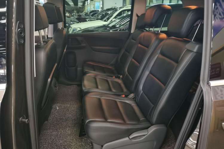 Used Volkswagen Sharan 2016 380TSI Comfort Edition 7-Seater