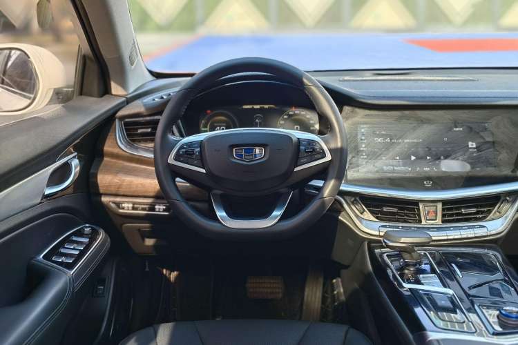 Used Geely Auto Emgrand GT New Energy 2018 1.5T PHEV Yaoxiang Edition
