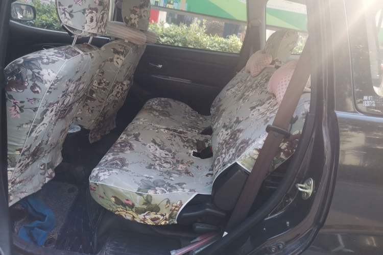 Used FAW Senya S80 2013 1.5L Manual 5-Seat Urban Fashion Edition