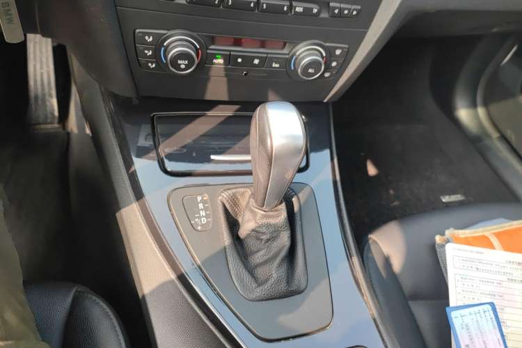 Used BMW 3 Series 2012 318i Leading Model
