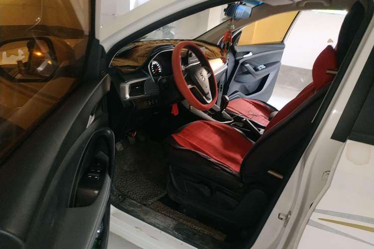 Used Baojun 530 2018 1.5T Manual Comfort Version China V
