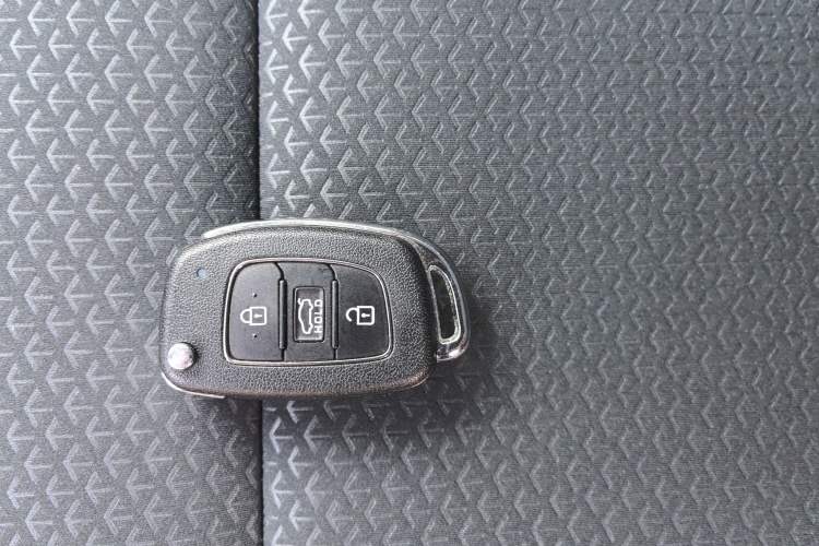 Used Hyundai Verna (new generation) 2016 1.4L Automatic Cool Edition GLS