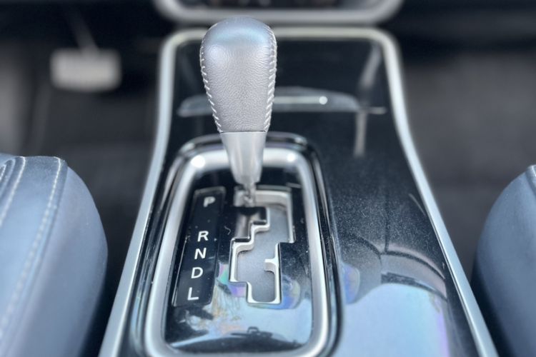 Used Mitsubishi Outlander 2019 2.4L 4x4 Zhi Xiang Edition 5 Seats China VI Standard
