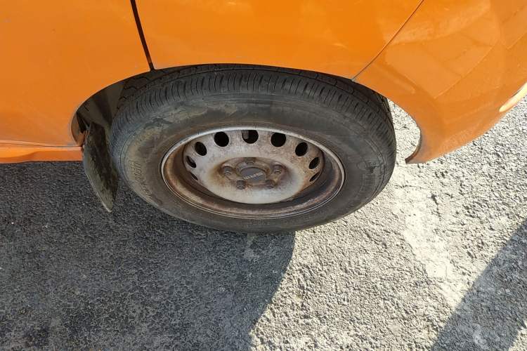 Used SRM Haoyun 1  Right Front Wheel Hub