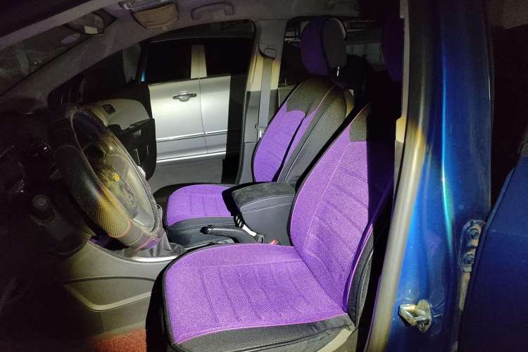 Used Chevrolet Aveo Sonic 2011 Sedan 1.4L MT SL
