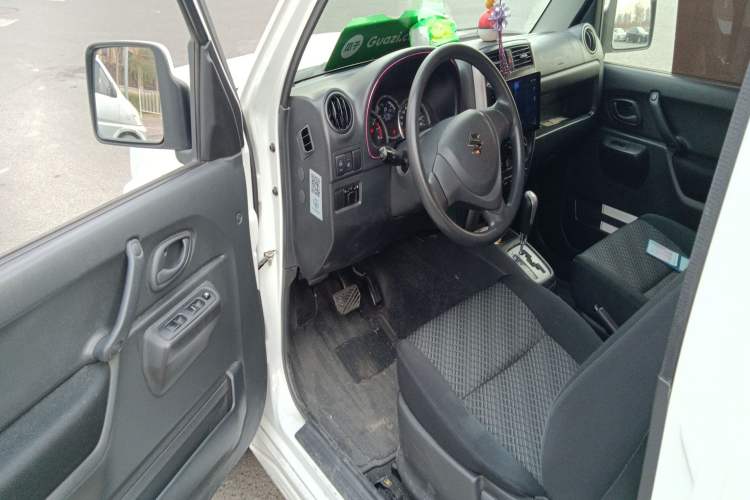 Used Suzuki Jimny 2012 1.3 AT JLX