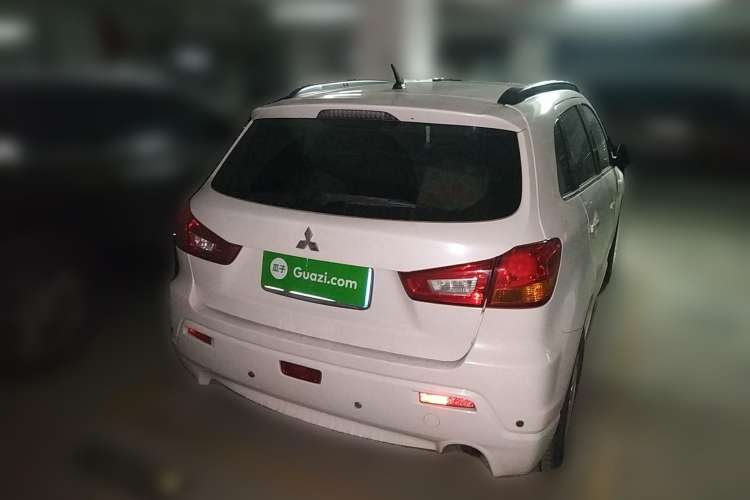 Used Mitsubishi ASX 2012 2.0 LUXURY Two-Wheel Drive with Navigation