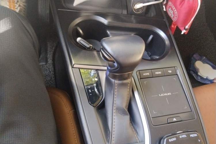 Used Lexus UX 2020 260h Explore & Adventure Edition
