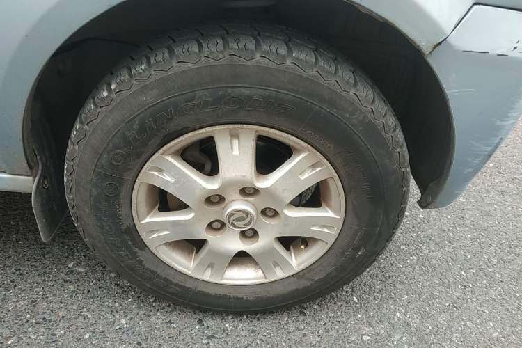 Used Dongfeng Xiaokang C37 2012 1.4L Comfort Version DK13-06