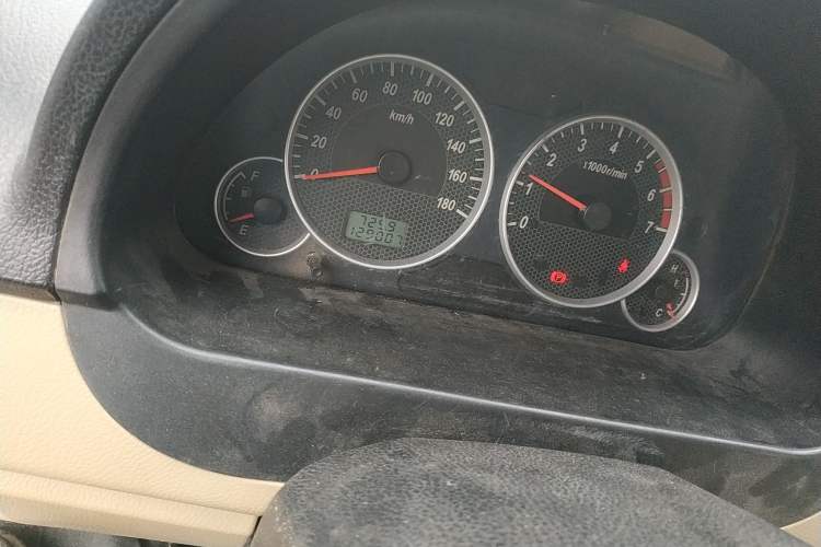 Used Dongfeng Xiaokang C37 2012 1.4L Comfort Version DK13-06