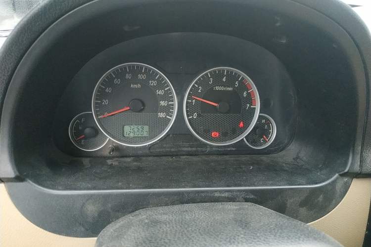 Used Dongfeng Xiaokang C37 2012 1.4L Comfort Version DK13-06