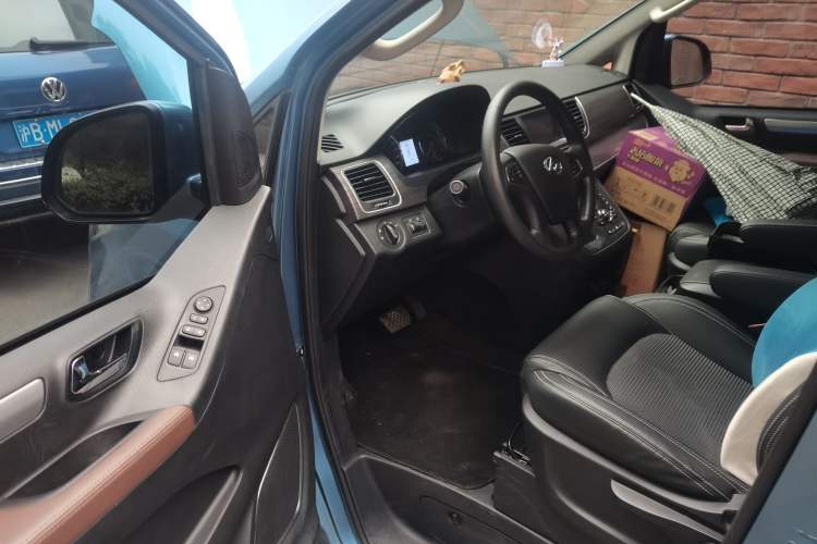 Used SAIC MAXUS G10 2018 PLUS 2.0T Automatic Elite Edition
