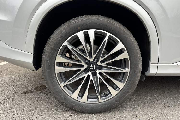 Used Landian E5 2023 1.5L DE-i 110KM Flagship 7-Seater