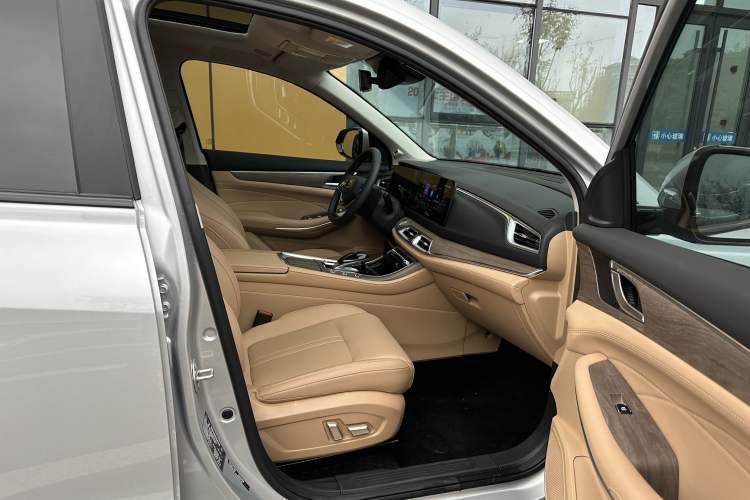 Used Landian E5 2023 1.5L DE-i 110KM Flagship 7-Seater