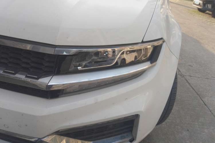 Used Zotye Domy X7 2017 1.8T DCT Prestige Model
