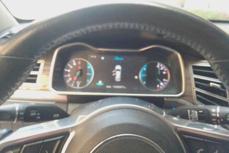 Used Zotye Domy X7 2017 1.8T DCT Prestige Model
