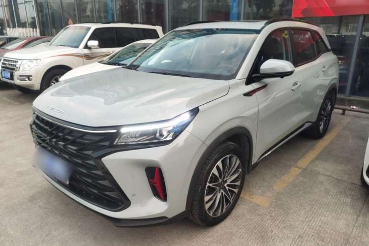 Used Dongfeng Fengon 580 2022 1.5T Automatic Luxury Edition