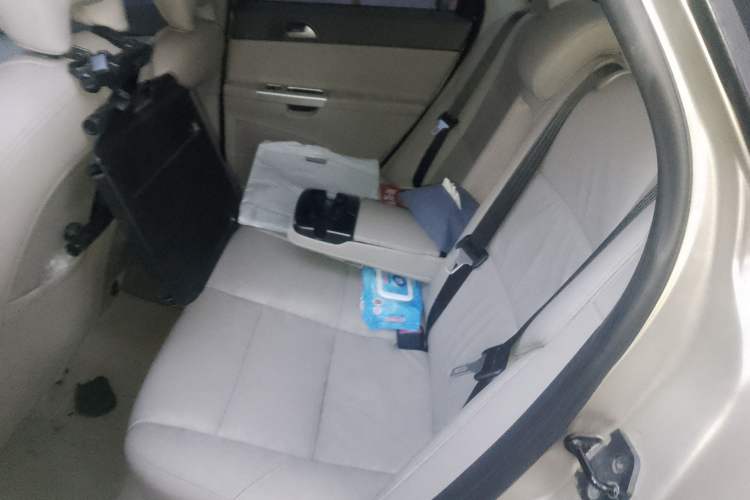 Used Volvo S40 2010 2.0L Automatic Zhiya Edition