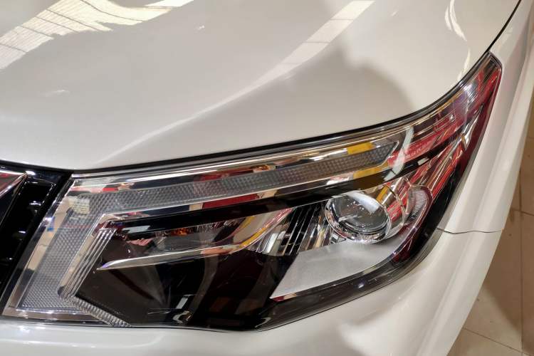 Used Nissan Terra 2020 2.5L XV 4WD Automatic Four-Wheel Drive Flagship Edition