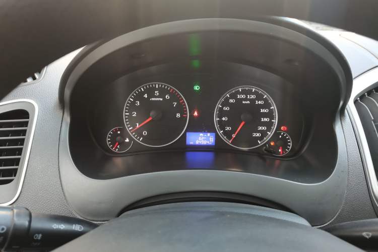 Used Geely Auto Diamond 2016 1.5L Manual Elite Edition