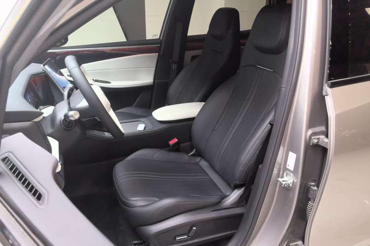 Used Geely Galaxy L7 2023 1.5T 115 km MAX