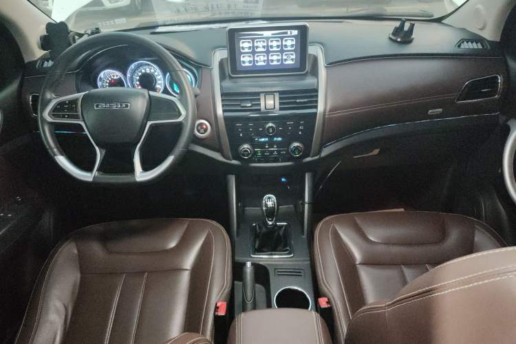 Used Bisu T5 2017 1.5T Manual Luxury Model
