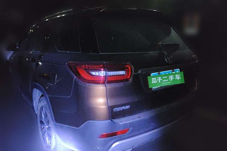 Used CHANGAN CS95 2017 2.0T Two-Wheel Drive Zhitu Edition