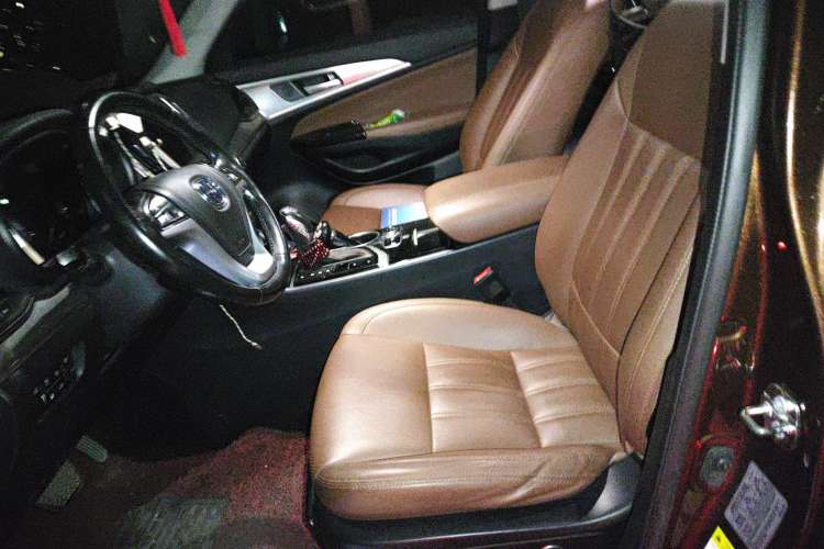 Used CHANGAN CS95 2017 2.0T Two-Wheel Drive Zhitu Edition