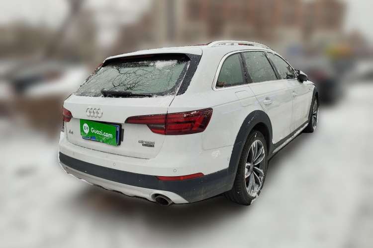 Used Audi A4 2019 45 TFSI allroad quattro Sport model
