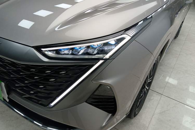 Used Roewe RX9 2023 2.0T Two-Wheel Drive Enjoyment Version
