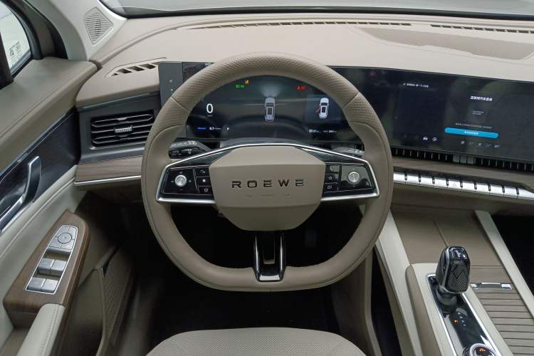 Used Roewe RX9 2023 2.0T Two-Wheel Drive Enjoyment Version
