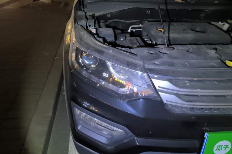 Used Oshan CX70 2016 1.6L Manual Luxury Model