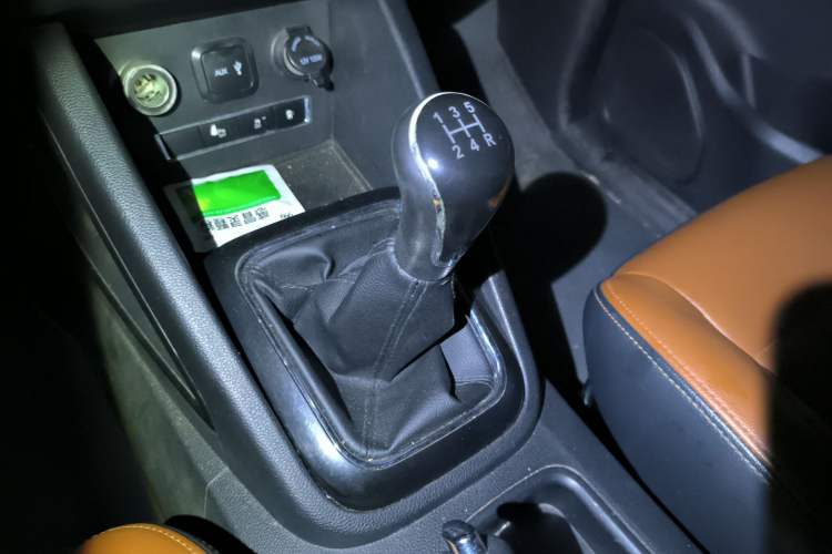 Used Oshan CX70 2016 1.6L Manual Luxury Model