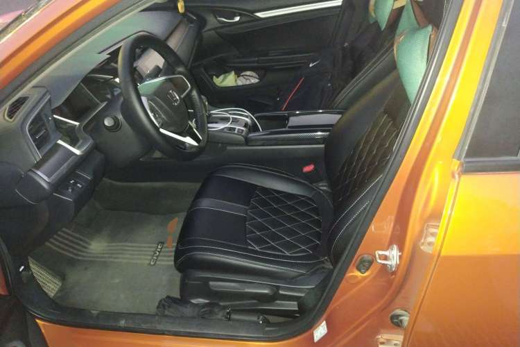 Used Honda Civic 2016 220TURBO CVT Luxury Edition
