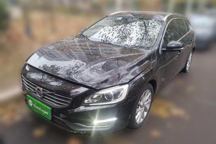 Used Volvo V60 2014 T5 Zhiyi Edition