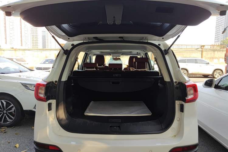 Used FORTHING T5 2018 230T Manual Smart Enjoyment Model
