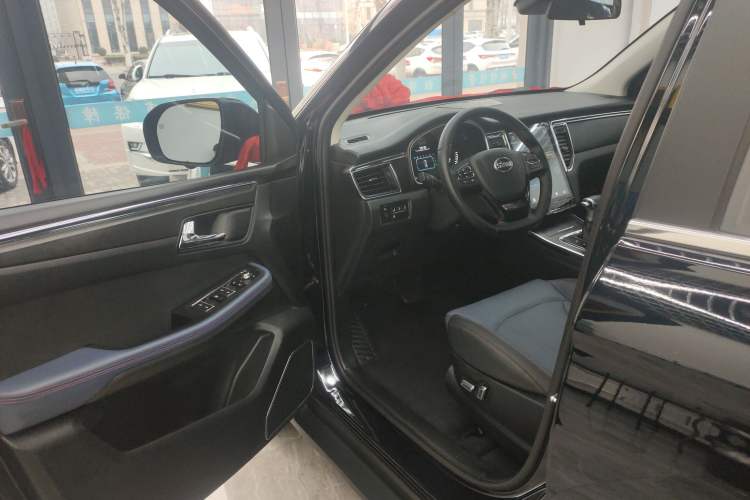 Used SWM G05 2021 PRO 1.5T Automatic Prestige 7-seater
