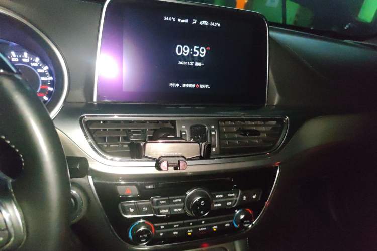 Used GAC Trumpchi GA8 2017 280T Deluxe Edition
