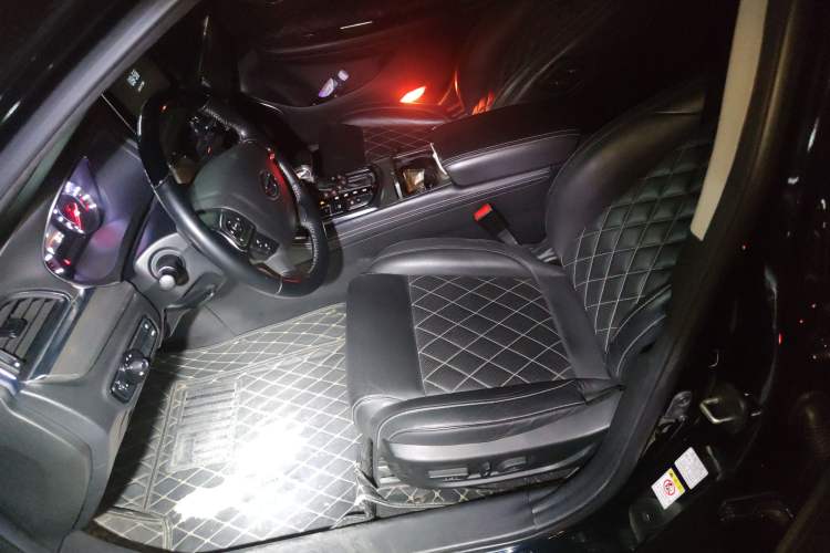 Used GAC Trumpchi GA8 2017 280T Deluxe Edition
