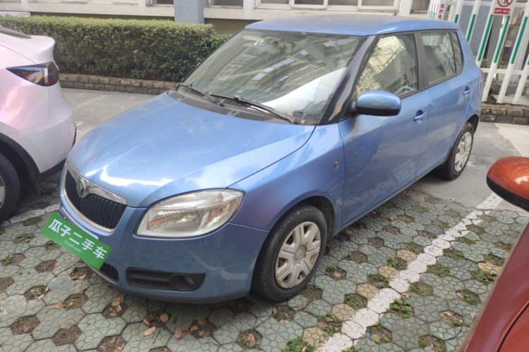 Used Skoda Fabia 2011 1.4L Manual Crystal Edition